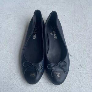 Black and Navy Chanel Flats